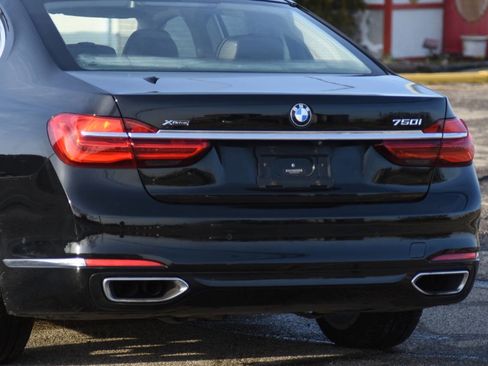 Used 2016 BMW 750i xDrive image 6