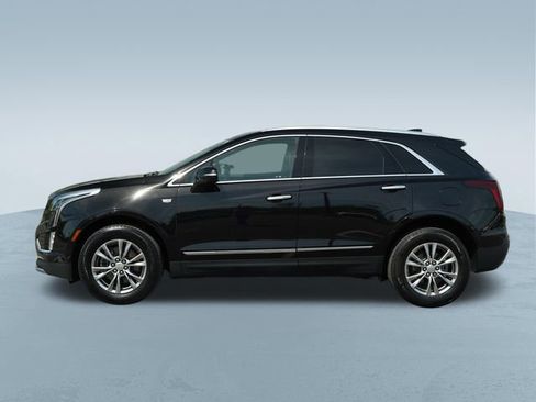 Used 2022 Cadillac XT5 Premium Luxury w/ LPO, Floor Liner Package AWD/4WD image 4