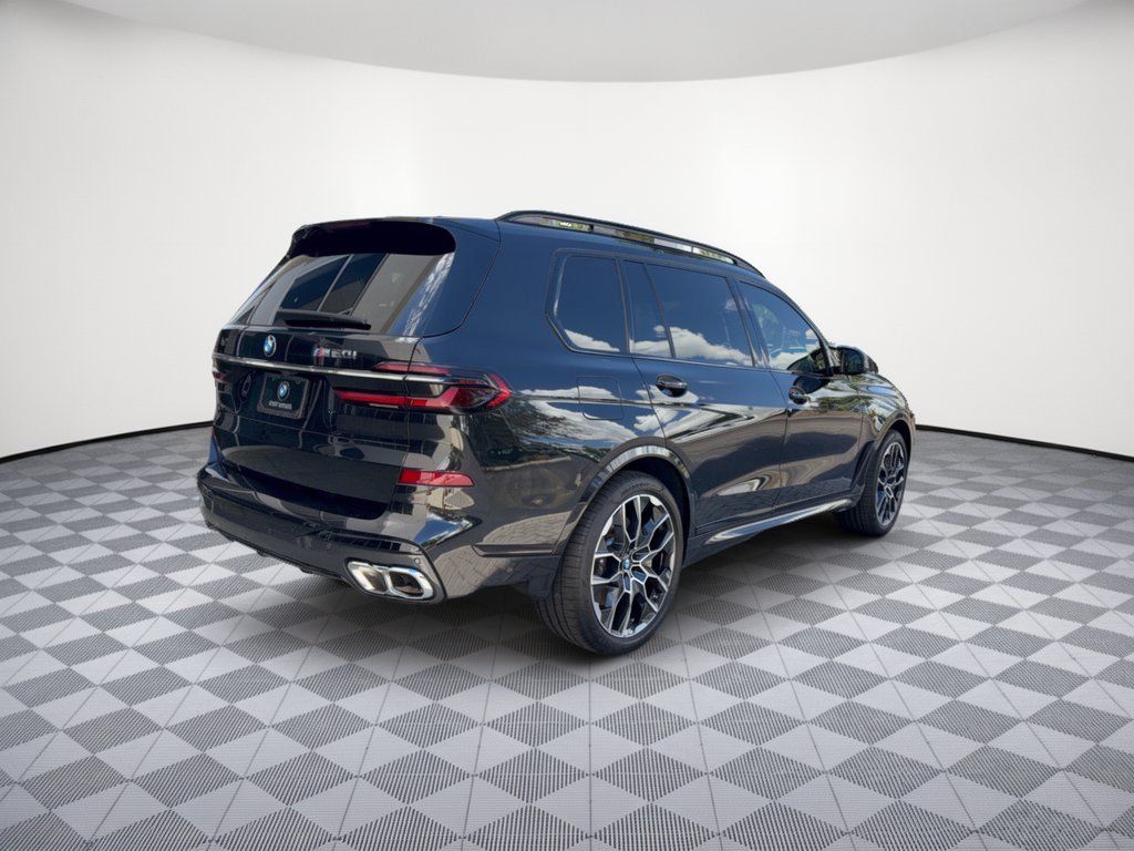 Used 2025 BMW X7 M60i w/ Executive Package AWD/4WD image 9