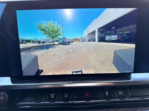 Used 2024 Chevrolet Silverado 3500 LT w/ Convenience Package image 20