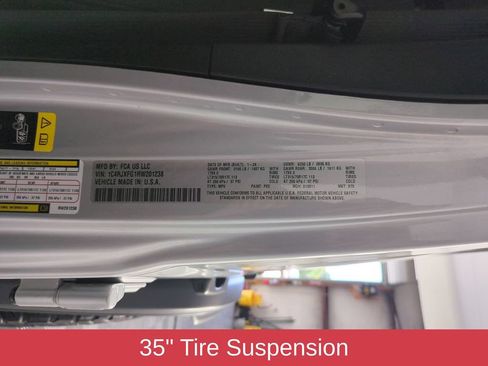 Used 2024 Jeep Wrangler Unlimited Rubicon w/ XTREMEE 35" Tire Package AWD/4WD image 36
