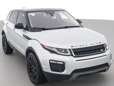 Used 2017 Land Rover Range Rover Evoque SE image 1