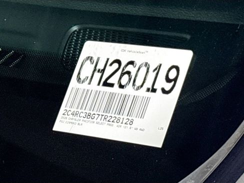 New 2026 Chrysler Pacifica Select AWD/4WD image 23