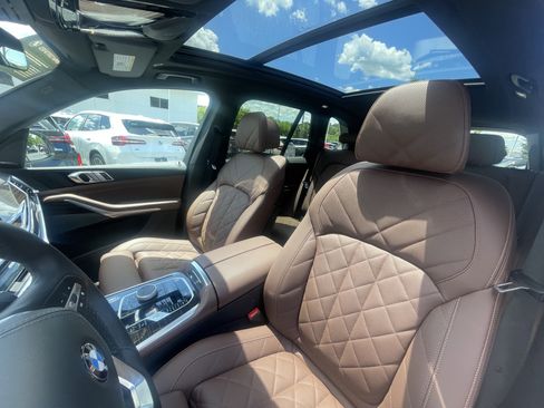 Certified 2026 BMW X5 xDrive40i AWD/4WD image 9