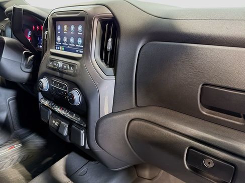 Used 2022 Chevrolet Silverado 1500 Custom Trail Boss AWD/4WD image 23