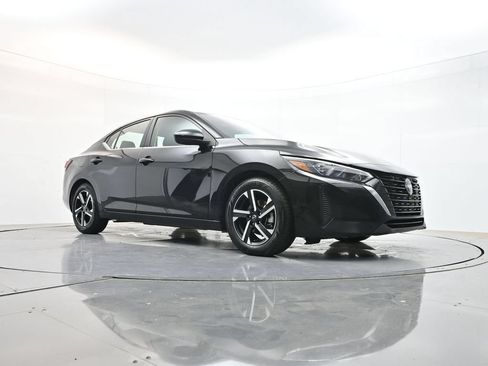 Used 2024 Nissan Sentra SV FWD image 32