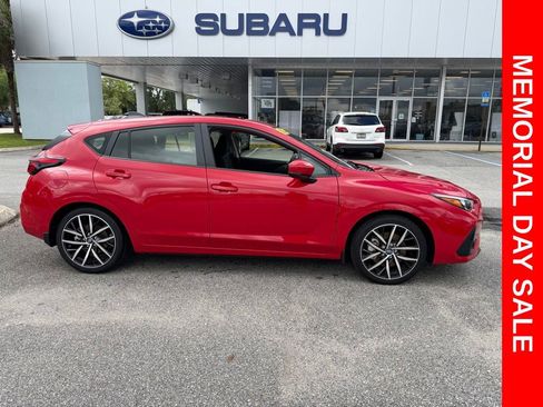 Used 2025 Subaru Impreza 2.0i Sport AWD/4WD image 2