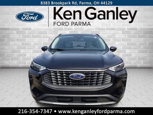 New 2026 Ford Escape Active w/ Tech Pack #1 FWD image 2