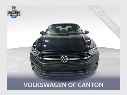 Certified 2023 Volkswagen Jetta Sport image 1