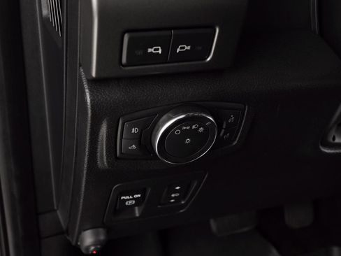 Used 2018 Ford F150 XLT w/ Equipment Group 302A Luxury image 32