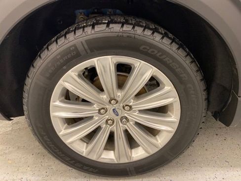 Used 2020 Ford Explorer Limited w/ Class III Trailer Tow Package image 7