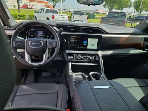 Used 2025 GMC Sierra 2500 Denali w/ Denali Reserve Package image 20