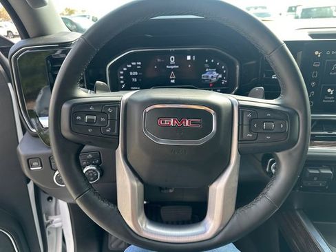 Used 2023 GMC Sierra 1500 Elevation w/ X31 Off-Road Package AWD/4WD image 26