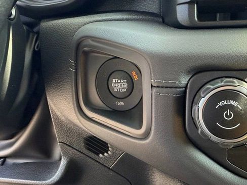 New 2024 Jeep Wrangler Unlimited Rubicon w/ Technology Group image 26