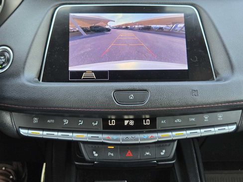 Used 2020 Cadillac XT4 Sport w/ Technology Package FWD image 19