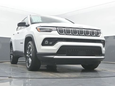 Used 2022 Jeep Compass Limited w/ Sun and Sound Group image 53