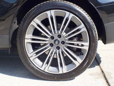 Used 2024 Land Rover Range Rover Sport SE image 55