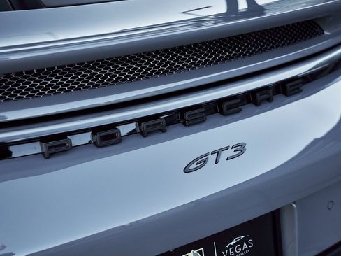 Used 2023 Porsche 911 GT3 image 10