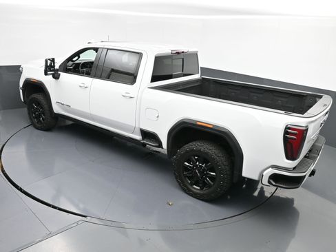Used 2024 GMC Sierra 2500 AT4 w/ AT4 Premium Plus Package image 33