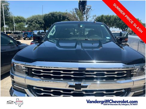 Used 2017 Chevrolet Silverado 1500 LTZ w/ LTZ Plus Package AWD/4WD image 2