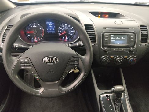 Used 2018 Kia Forte LX w/ LX Rear Camera Package FWD image 22