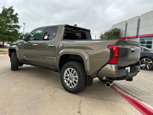 New 2026 Toyota Tacoma Limited AWD/4WD image 7