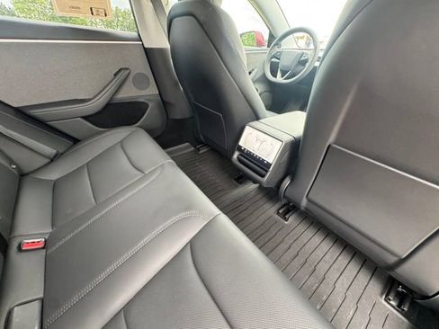 Used 2025 Tesla Model 3 Long Range RWD image 32