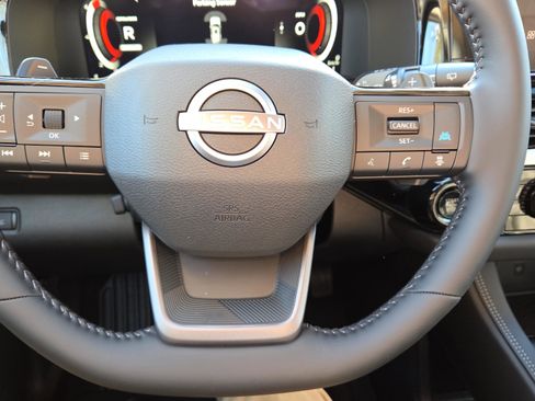 New 2026 Nissan Pathfinder Platinum w/ Cargo Package image 23