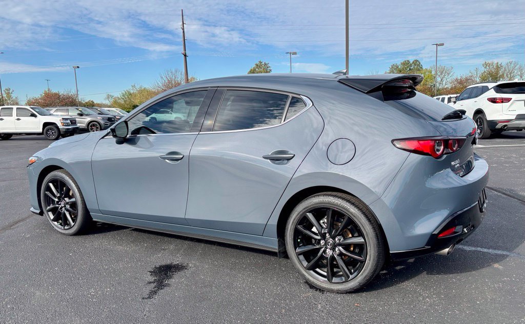 Used 2024 MAZDA MAZDA3 Hatchback w/Premium Plus Pkg AWD/4WD image 4