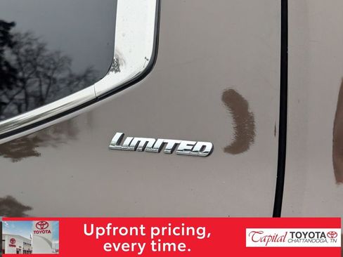 Used 2022 Toyota Tundra Limited AWD/4WD image 8