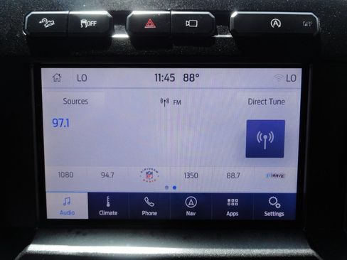 Used 2020 Ford F150 Platinum w/ Equipment Group 701A Luxury AWD/4WD image 18