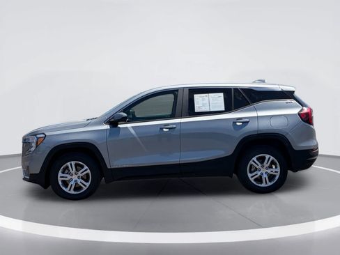 Used 2024 GMC Terrain SLE AWD/4WD image 4