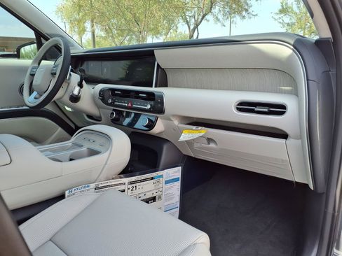 New 2026 Hyundai Palisade Calligraphy FWD image 6