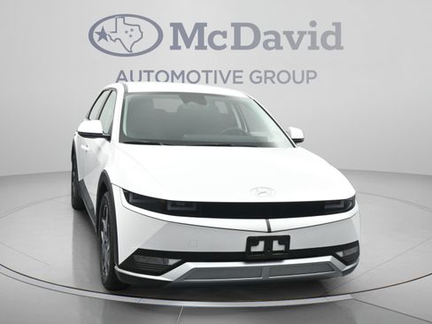 Used 2024 Hyundai Ioniq 5 SEL RWD image 2
