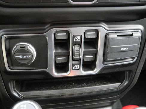 Used 2021 Jeep Gladiator Sport AWD/4WD image 46