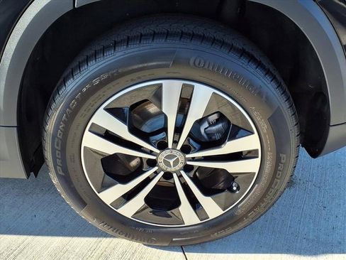 Used 2025 Mercedes-Benz GLA 250 4MATIC image 23