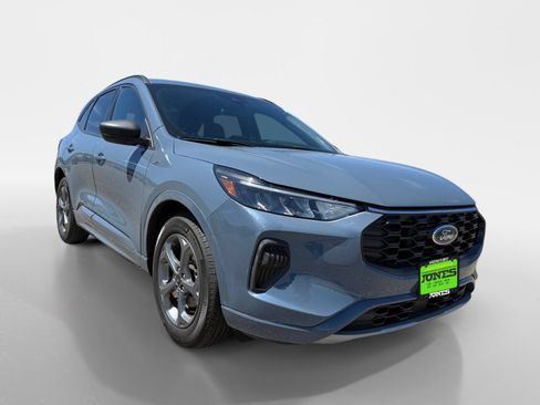 Certified 2024 Ford Escape ST-Line FWD image 9
