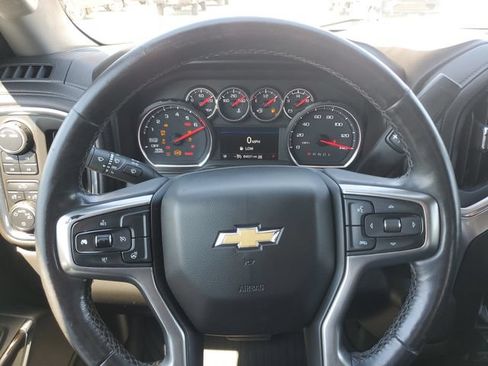 Used 2021 Chevrolet Silverado 1500 LT AWD/4WD image 22
