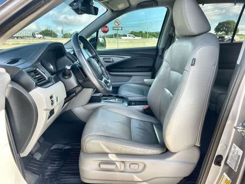 Certified 2021 Honda Pilot Special Edition image 11