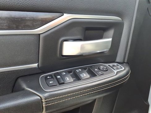 Certified 2024 RAM 2500 Big Horn w/ Off Road Package image 4