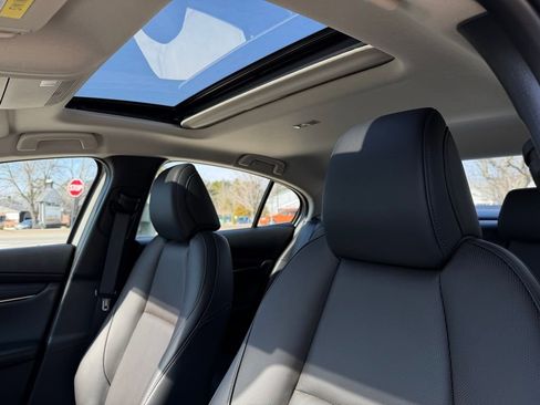 New 2026 MAZDA MAZDA3 2.5 Turbo Sedan w/Premium Plus image 22