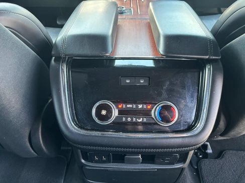Used 2020 Lincoln Navigator Reserve RWD image 21