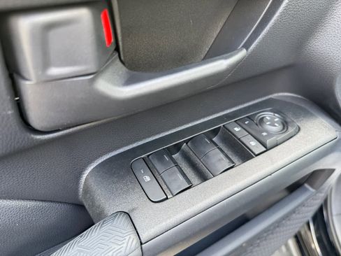 Used 2025 Toyota 4Runner TRD Off-Road image 17