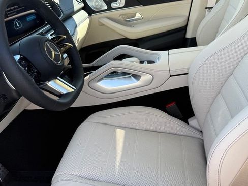 New 2026 Mercedes-Benz GLS 450 4MATIC image 11