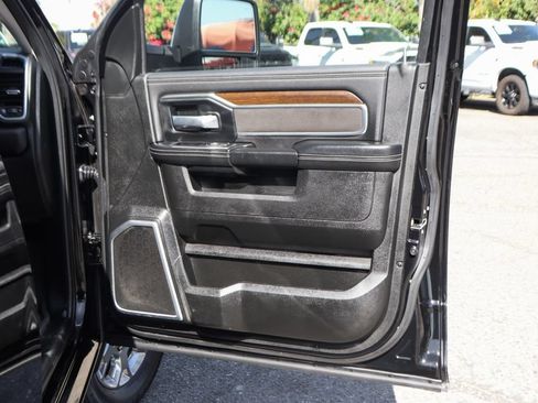 Used 2023 RAM 2500 Laramie AWD/4WD image 40