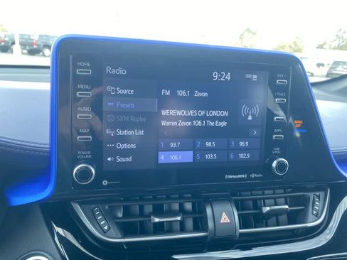 Used 2021 Toyota C-HR XLE image 16