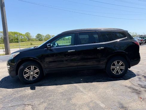 Used 2017 Chevrolet Traverse LT AWD/4WD image 2
