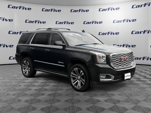 Used 2020 GMC Yukon Denali w/ Denali Premium Package AWD/4WD image 8