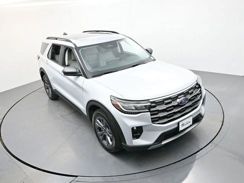 New 2026 Ford Explorer Active w/ Active Comfort Package image 19