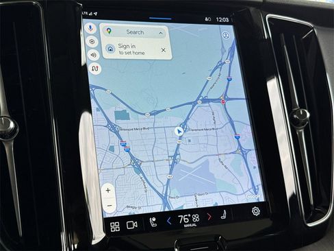 Certified 2023 Volvo XC60 B5 Plus w/ Climate Package image 18